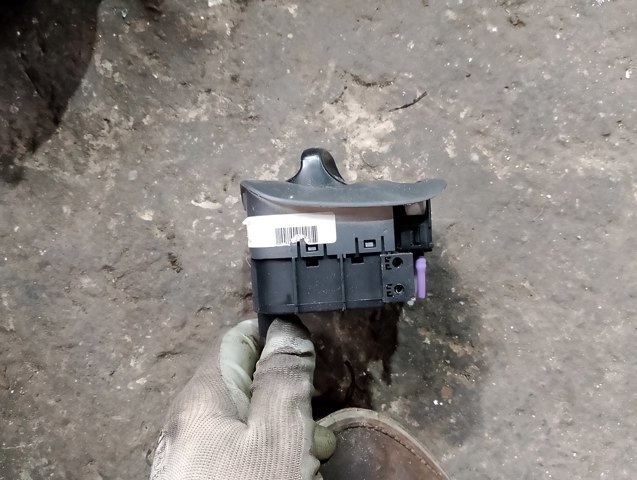 Перемикач світла фар, на торпеді — фото 3