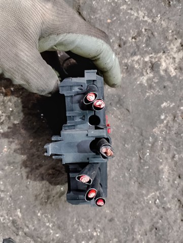 Блок запобіжників акб — фото 3