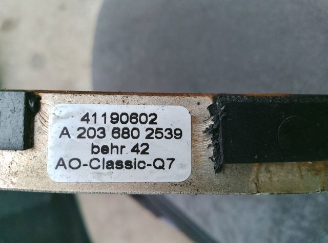 Молдинг (накладка) панелі приладів торпедо, центральний — фото 2