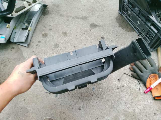 Рамка магнітоли — фото 4