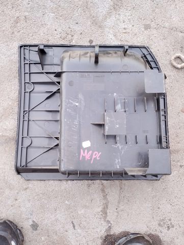 Обшивка багажника ліва — фото 3