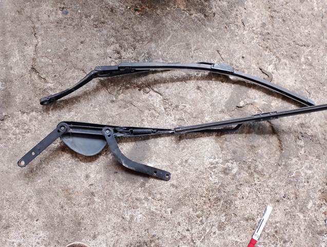 Важіль-поводок склоочисника лобового скла