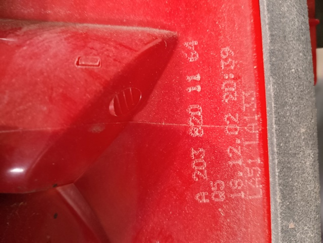 Ліхтар задній лівий — фото 2