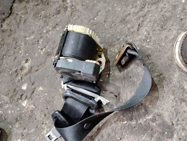 Ремінь безпеки — фото 4