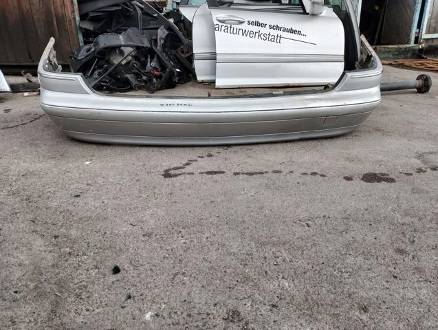 Бампер задній