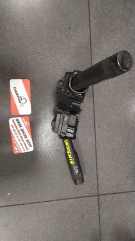 Переключатель подрулевой правый — фото 5