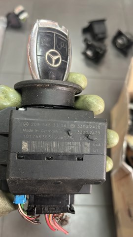 Замок запалювання +ключ mercedes