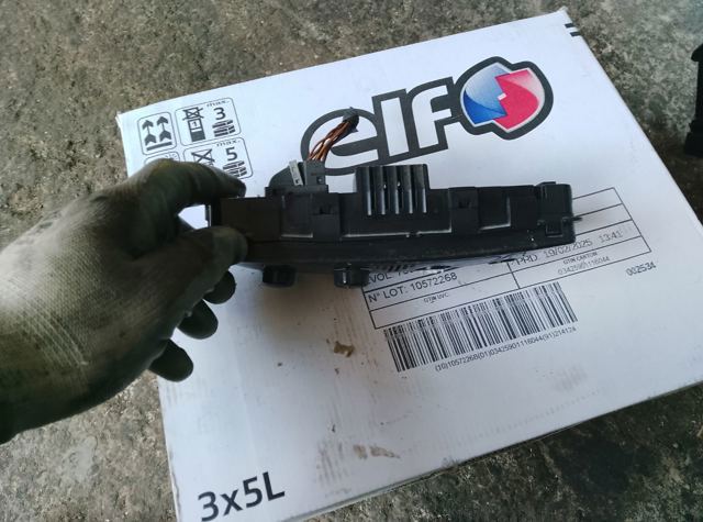 Реостат/перемикач-регулятор режиму обігрівача салону — фото 4