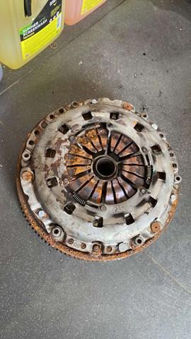 Маховик двигателя