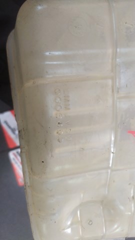 Бачок системи охолодження, розширювальний