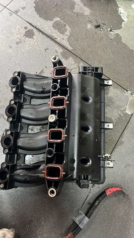 Коллектор впускной