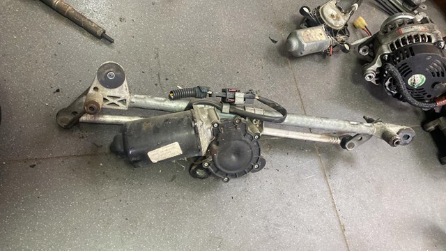 Механізм переднього очищувача opel — фото 2