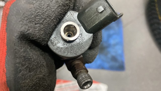 Форсунка впрыска топлива — фото 5