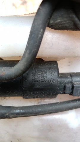 Насос-моторчик бачка омивача