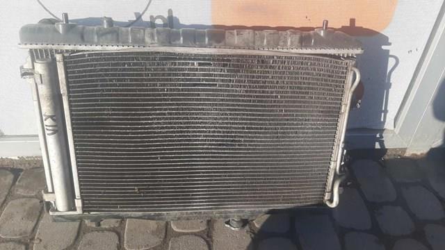 Радиатор охлаждения двигателя — фото 3