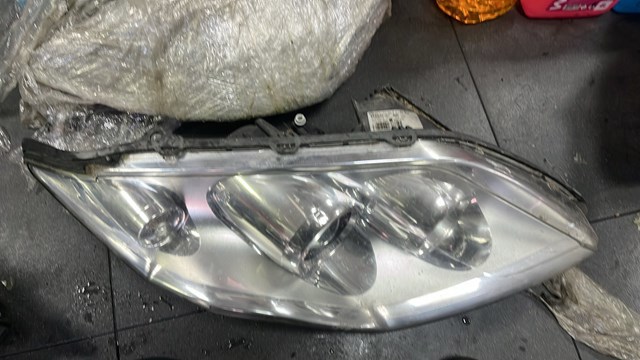 Фара права Рено Лагуна 3 — фото 4