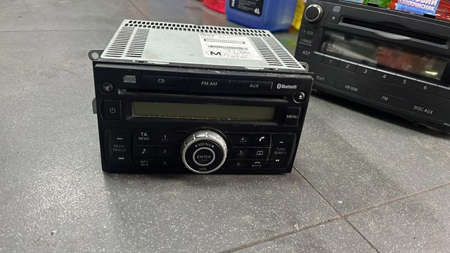 Магнітола штатна