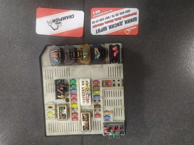 Блок запобіжників — фото 4