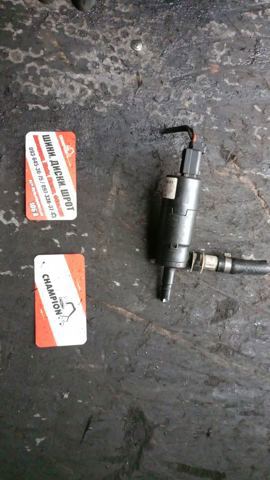 Насос-двигун омивача фар — фото 3