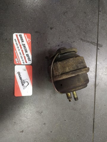 Подушка (опора) двигуна, задня