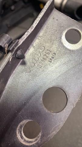 Петля капота — фото 2