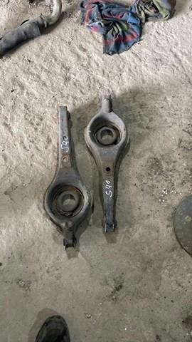 Рычаг задней подвески нижний левый/правый