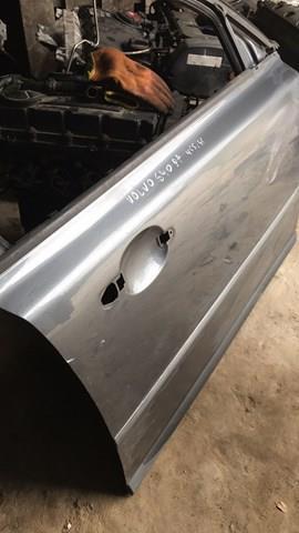 Двері передні праві volvo — фото 5