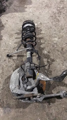 Цапфа (поворотный кулак) передний правый