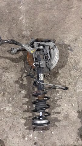 Цапфа (поворотный кулак) передний правый — фото 3