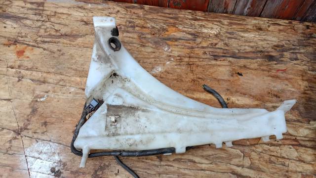 Бачок омивача скла — фото 3