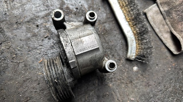 Натяжитель приводного ремня — фото 3