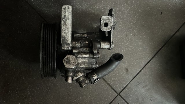 Насос гидроусилителя руля (ГУР) — фото 2