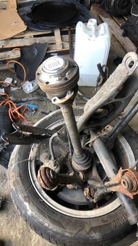 Суппорт тормозной передний левый