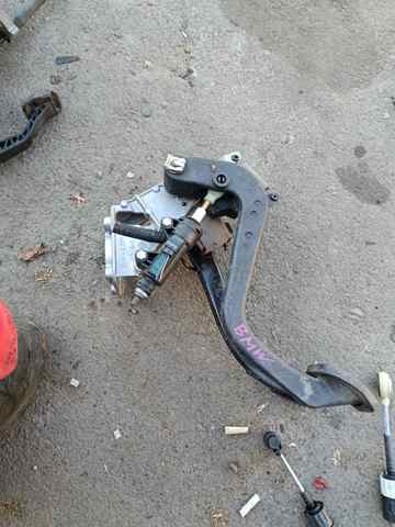 Педаль тормоза — фото 9