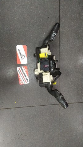 Перемикач підрульовий, правий