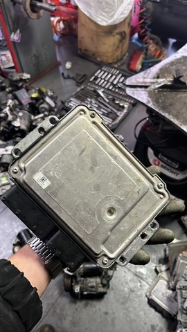 Модуль управления (ЭБУ) двигателем — фото 2