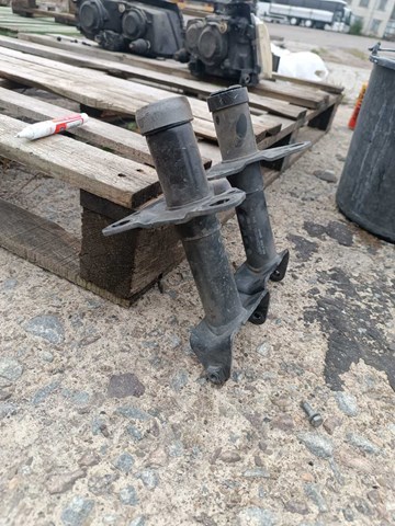 Кронштейн бампера переднего левый — фото 2