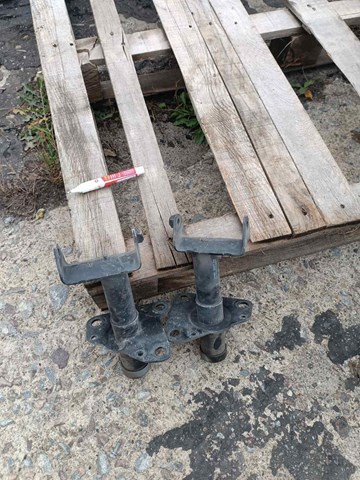 Кронштейн бампера переднего правый — фото 3