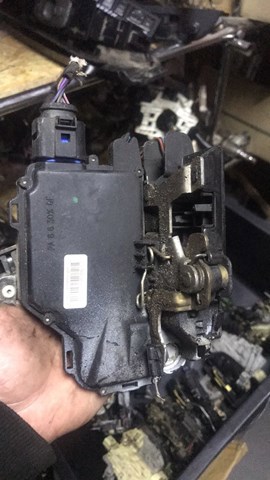 Замок двери передней правой — фото 2