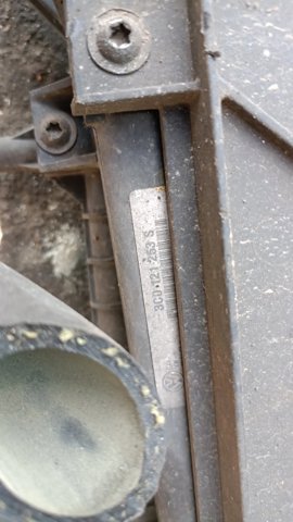 Радиатор охлаждения двигателя — фото 3