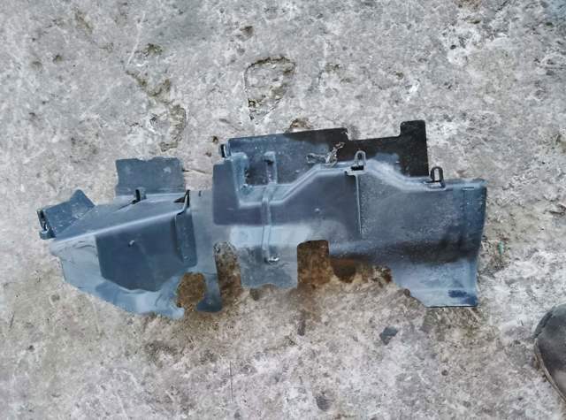 Воздуховод (дефлектор) радиатора левый — фото 10