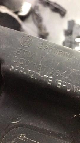 Воздуховод (дефлектор) радиатора правый — фото 2