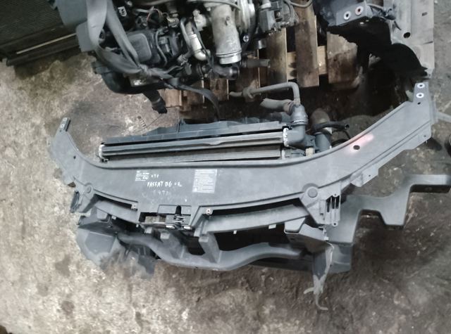 Суппорт радиатора в сборе (монтажная панель крепления фар) — фото 8