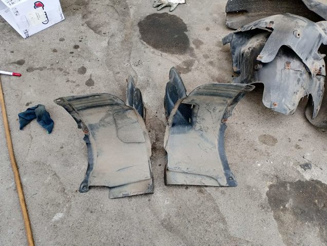 Підкрильник передній лівий — фото 3