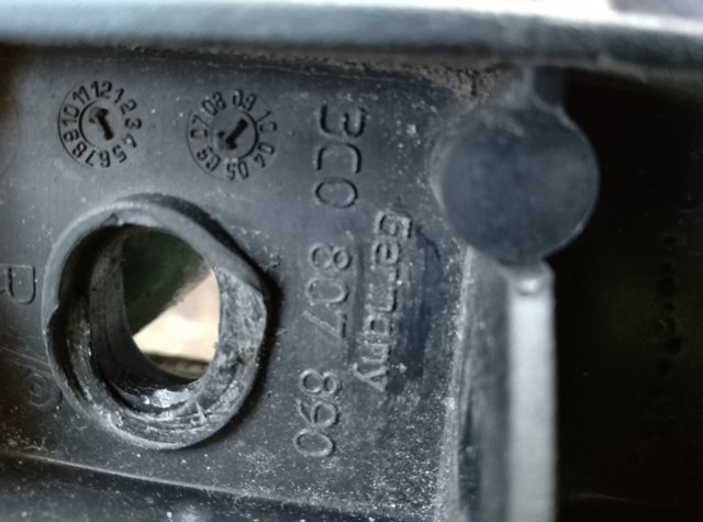 Кронштейн бампера переднього, зовнішній правий — фото 5