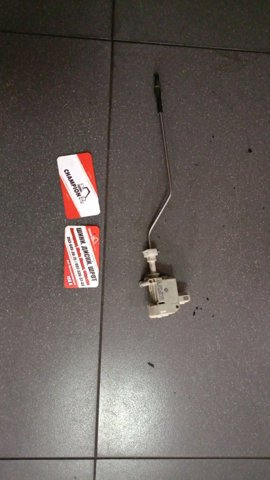 Мотор-привод відкриття лючка бака — фото 2