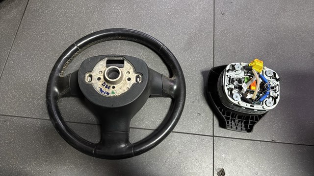 Подушка безопасности (AIRBAG) водительская — фото 2