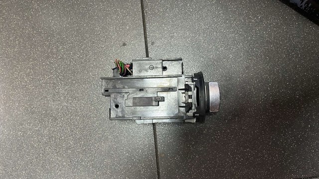 замок зажигания — фото 8