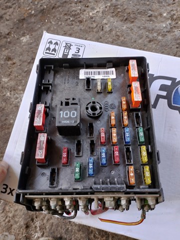 Блок запобіжників — фото 6