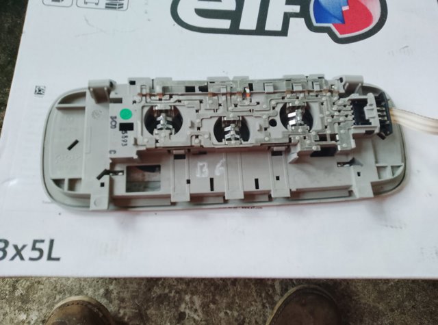 Плафон освітлення салона/кабіни, задній — фото 3